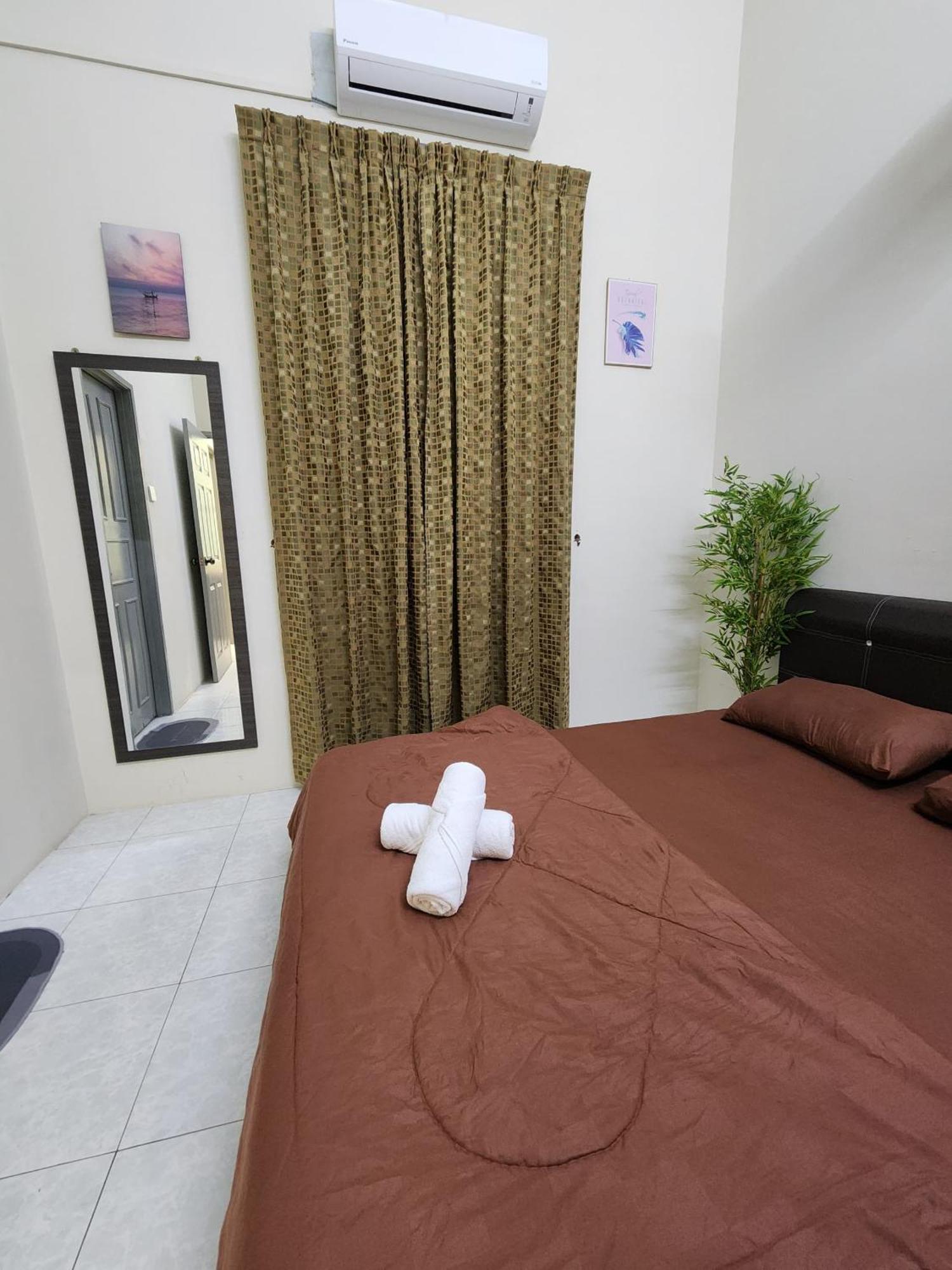 Galaxy Guest Home By Ipoh Maju Stay Экстерьер фото